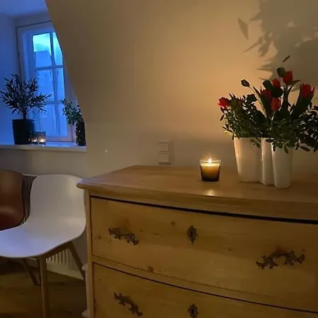 Apartment I Den Gamle Kobmandsgard *