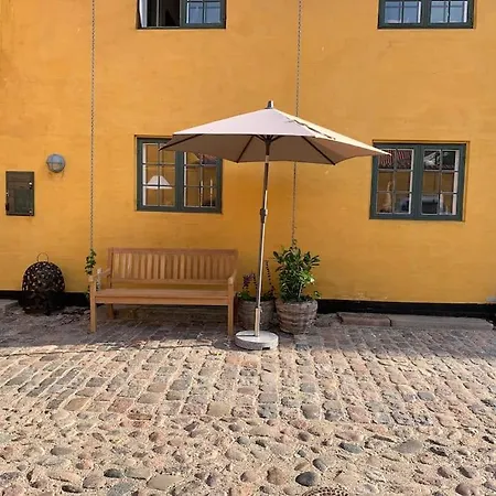 I Den Gamle Kobmandsgard * Kerteminde